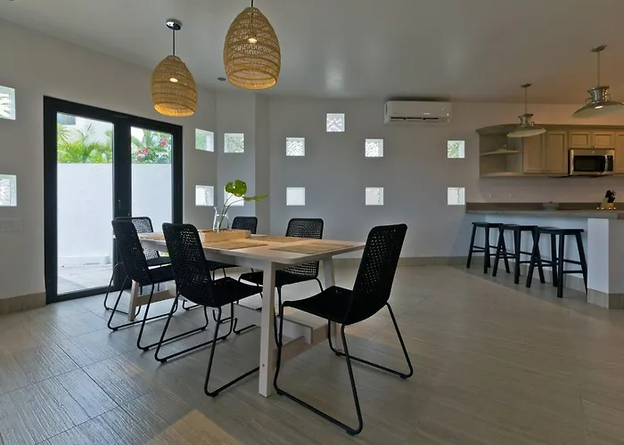 Marbella Lane Coastal Elegance With Pool